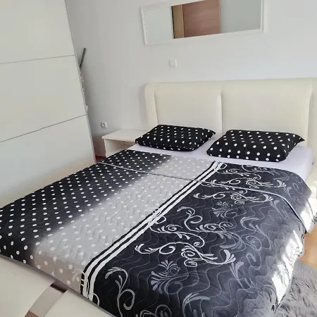 Appartement Tomas Near The